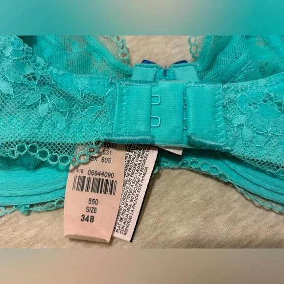 ✨New✨Victoria’s Secret Lace Bra & Body by Victoria Set in Bright Sunsine & Teal✨